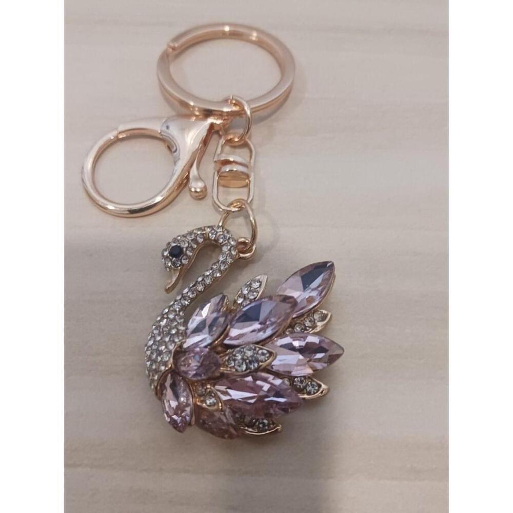 Swan Shaped Keychain In Pink - Picture 8 of 11